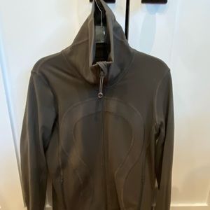 VGUC wren/wren denim in stride jacket Hard to find